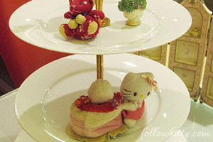 Hello Kitty Sweets Cafe Decors