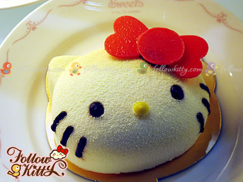 Hello Kitty Yogurt Mousse Cake (Hello Kitty Sweets)