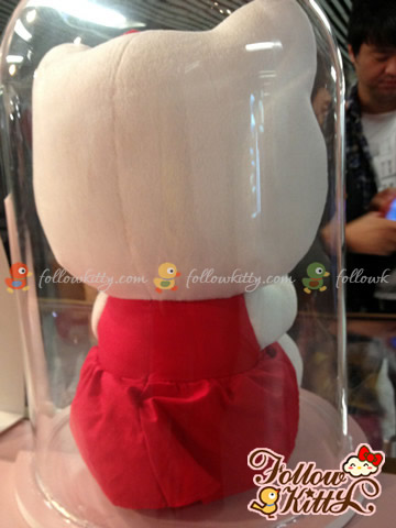 Back of Special Edition of 12-inch Hello Kitty Plush