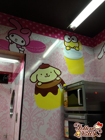 灣仔的Hello Kitty Sweet Delight主題7-11店