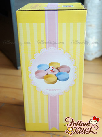 7- Eleven Hello Kitty & Friends Sweet Delight陳列架 － Hello Kitty糖果盒