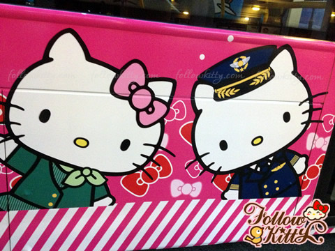 Eva Air Hello Kitty Jet Theme Bus