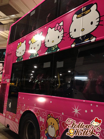 長榮航空Hello Kitty主題巴士