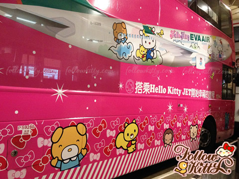 Eva Air Hello Kitty Jet Theme Bus