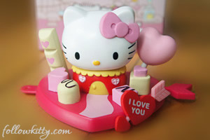 Hello Kitty Sweet Delight Valentine Small