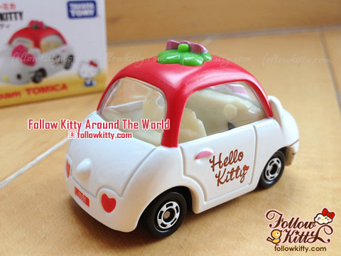 Rear of Dream Tomica Hello Kitty Car Model (No.152) (Japan TAKARA TOMY)