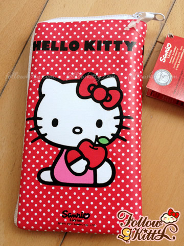 Hello Kitty Maga Zip Purse & Candy Bracelet - Cellphone Pouch