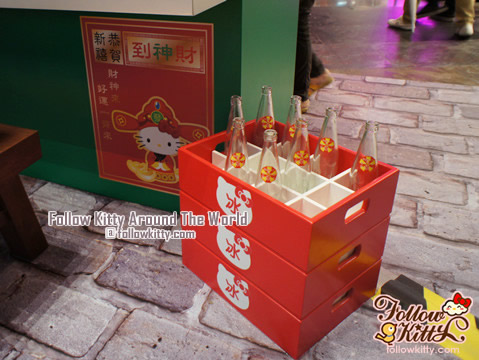 Chinese Elements of the Hello Kitty Noodle Stall - Hello Kitty Back to 1960s in Langham Place