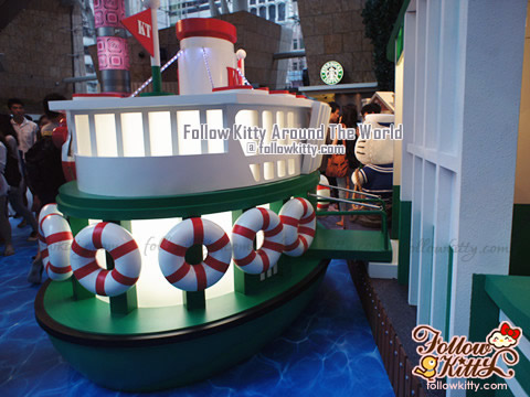 Hong Kong Star Ferry - The Kitty Ferry - Hello Kitty Back to 1960s in Langham Place