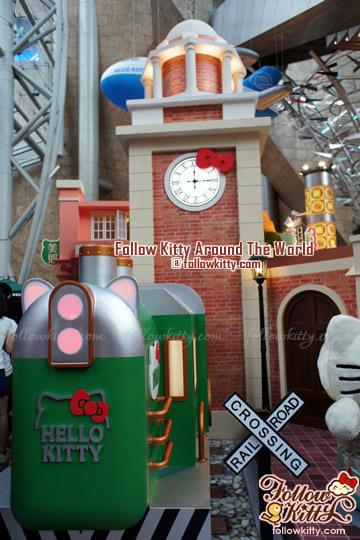 Hello Kitty x Hong Kong Kowloon Train Station and Clock Tower - Hello Kitty Back to 1960s in Langham Place