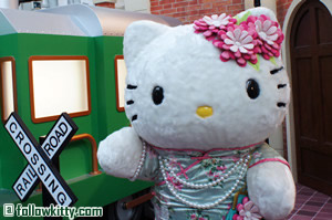 Hong Kong Langham Place Hello Kitty Train Station Small