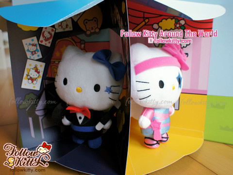 香港麥當勞Hello Kitty馬戲團限量套裝立體圖書