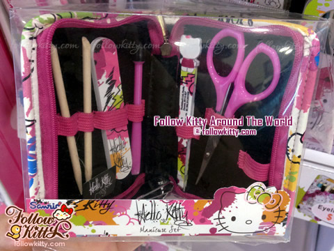 Hello Kitty Cosmetics -  Tool Travel Pack