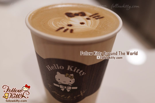 Drink from Hello Kitty Le Petit Café