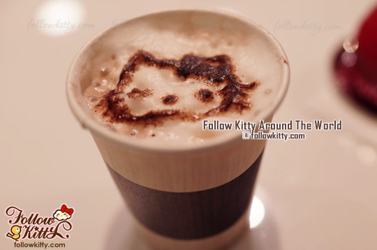 Drink from Hello Kitty Le Petit Café