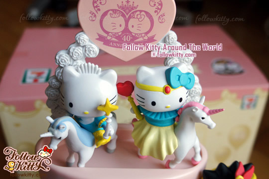 Hello Kitty & Friends [Hello Party]蛋糕座陳列架 Cake of Romance