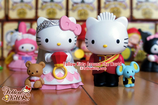 Dear Daniel and Hello Kitty Couple