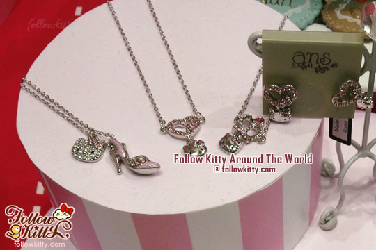 Ans x Hello Kitty Necklaces and Earrings