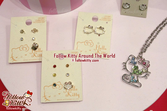 Ans x Hello Kitty Earrings and Necklace