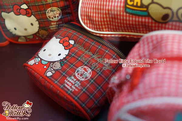 Windsor House Hello Kitty 40th Anniversary Exhibition - Cosmetics Pouch