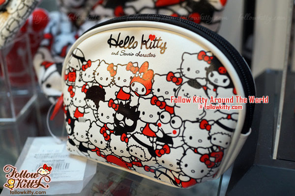 Hello Kitty and Sanrio Friends Hug Series - Cosmetics Pouch