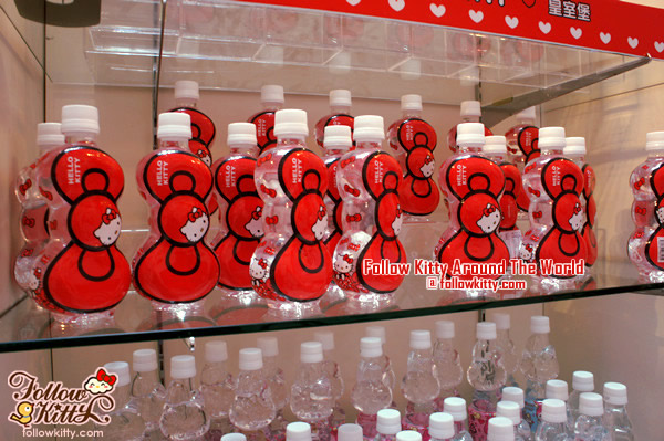 Hello Kitty 40th Anniversary Mineral Water