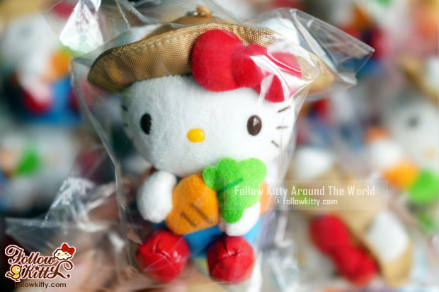 Hello Kitty小農夫毛絨公仔