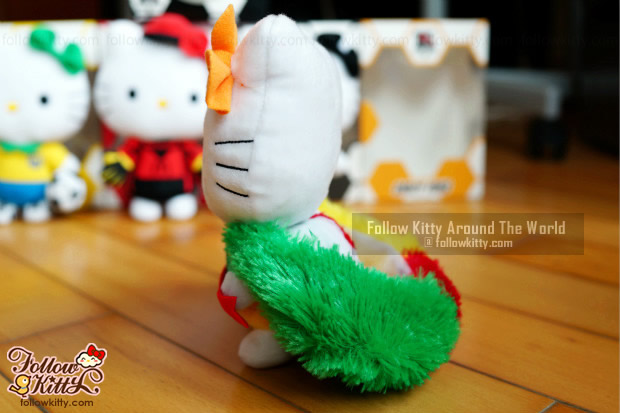 Hello Kitty K-League World Cup Collector's Kit - Crazy Fan