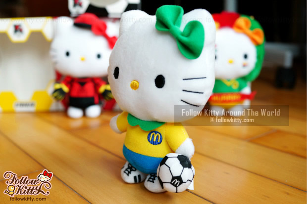 Hello Kitty K-League World Cup Collector's Kit - Striker