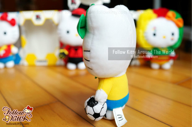 Hello Kitty K-League World Cup Collector's Kit - Striker